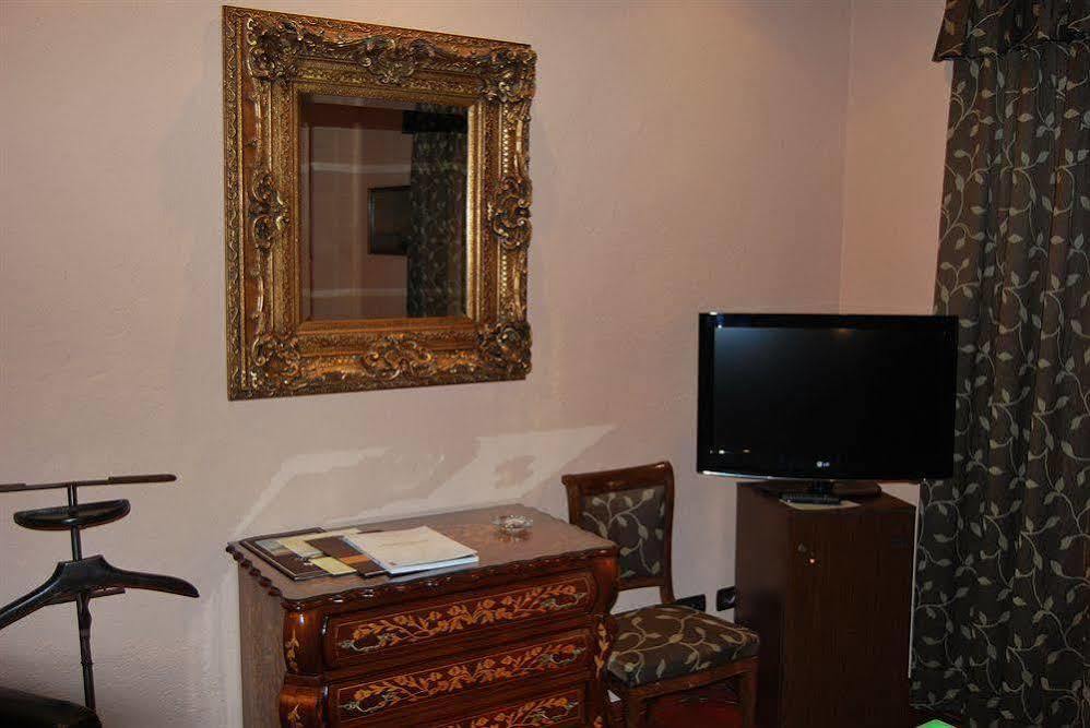 Rigat Park & Spa Hotel Lloret de Mar Buitenkant foto